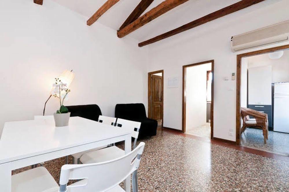 Ca' Giorgia Balcony House Apartment Venice Luaran gambar